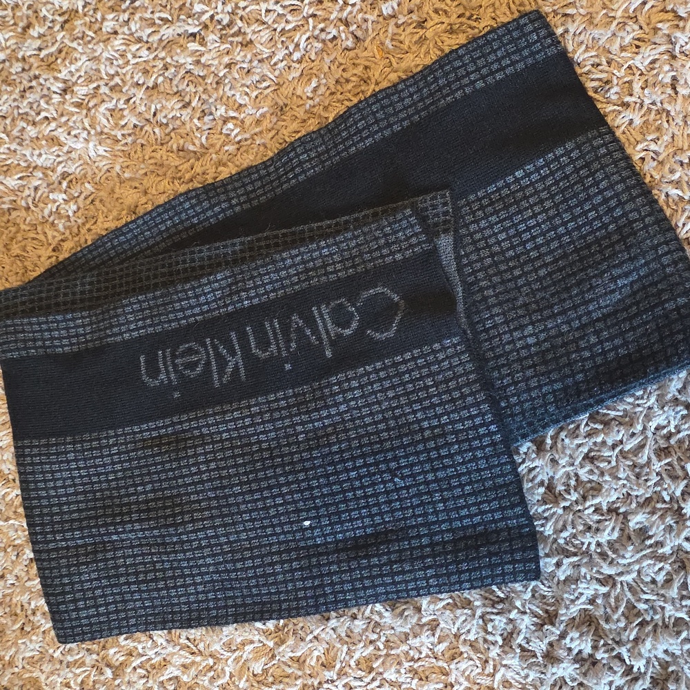 Calvin Klein Charcoal and Black Knit Scarf